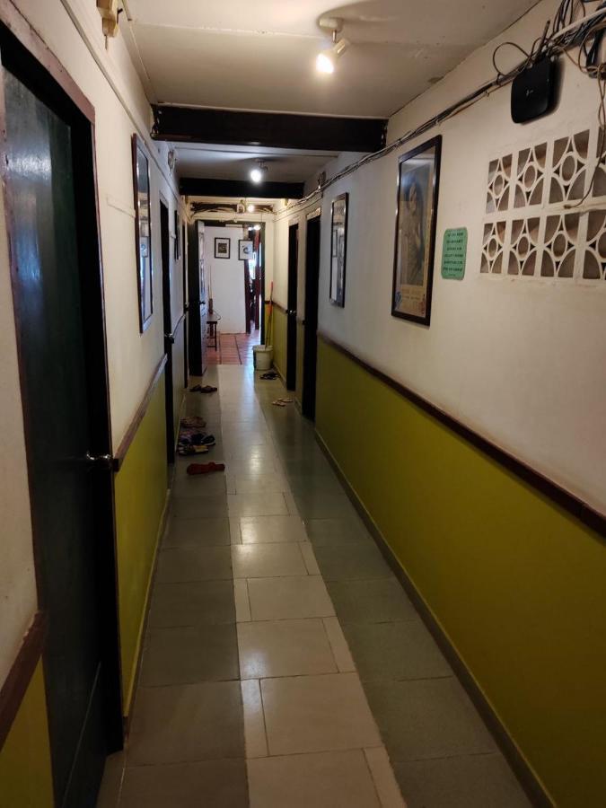 Soben Cafe Guesthouse & Restaurant Siem Reap Bagian luar foto