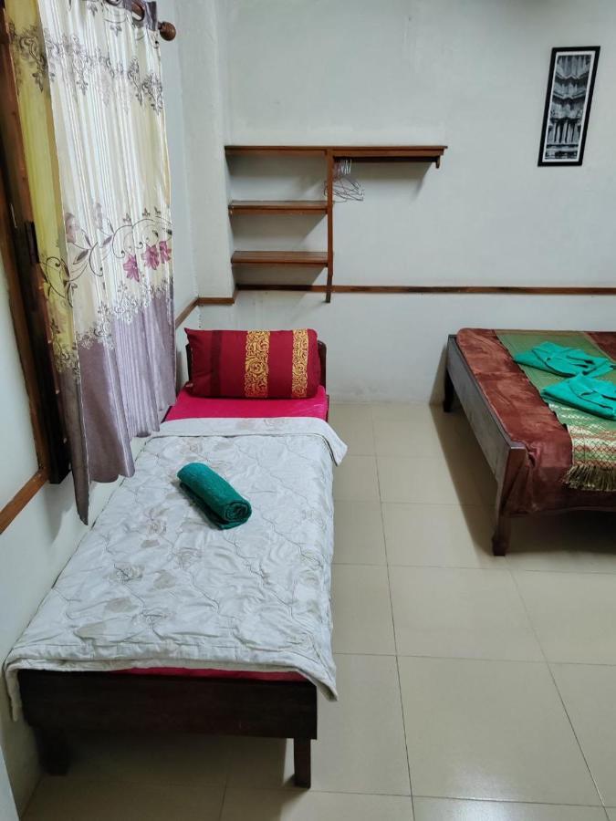 Soben Cafe Guesthouse & Restaurant Siem Reap Bagian luar foto